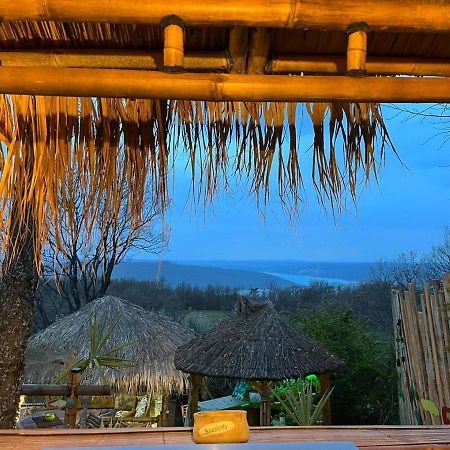 La Lyalis Bed and Breakfast Aiguines Εξωτερικό φωτογραφία