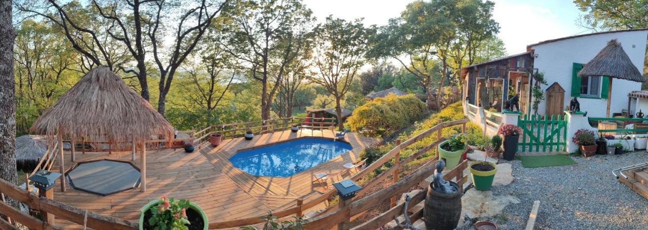 La Lyalis Bed and Breakfast Aiguines Εξωτερικό φωτογραφία