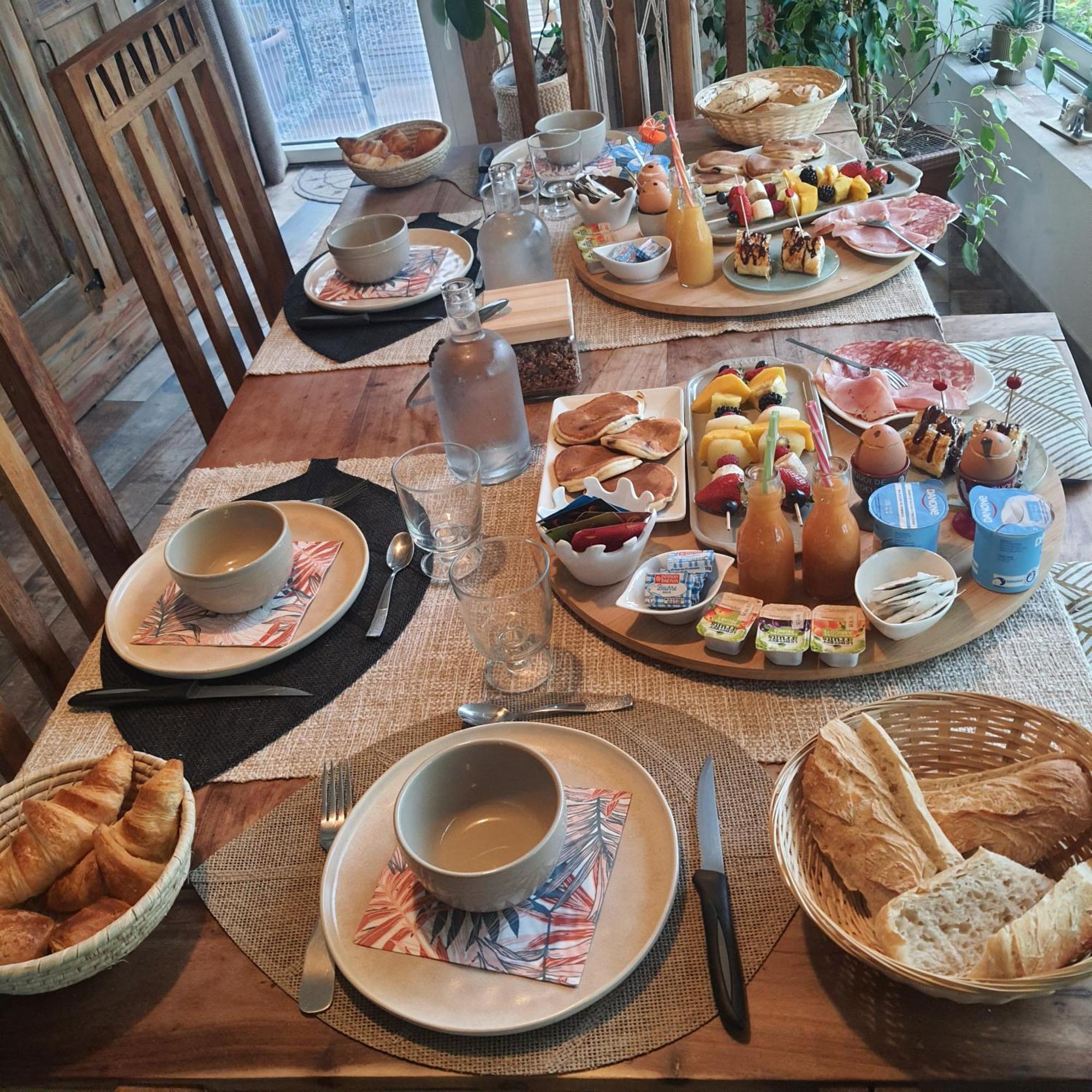 La Lyalis Bed and Breakfast Aiguines Εξωτερικό φωτογραφία